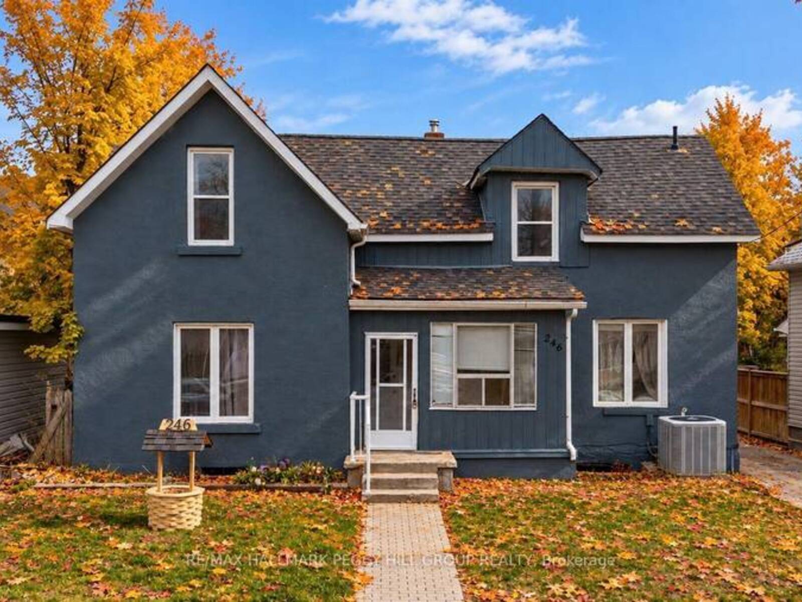 246 MARY STREET, Orillia, Ontario L3V 3E6