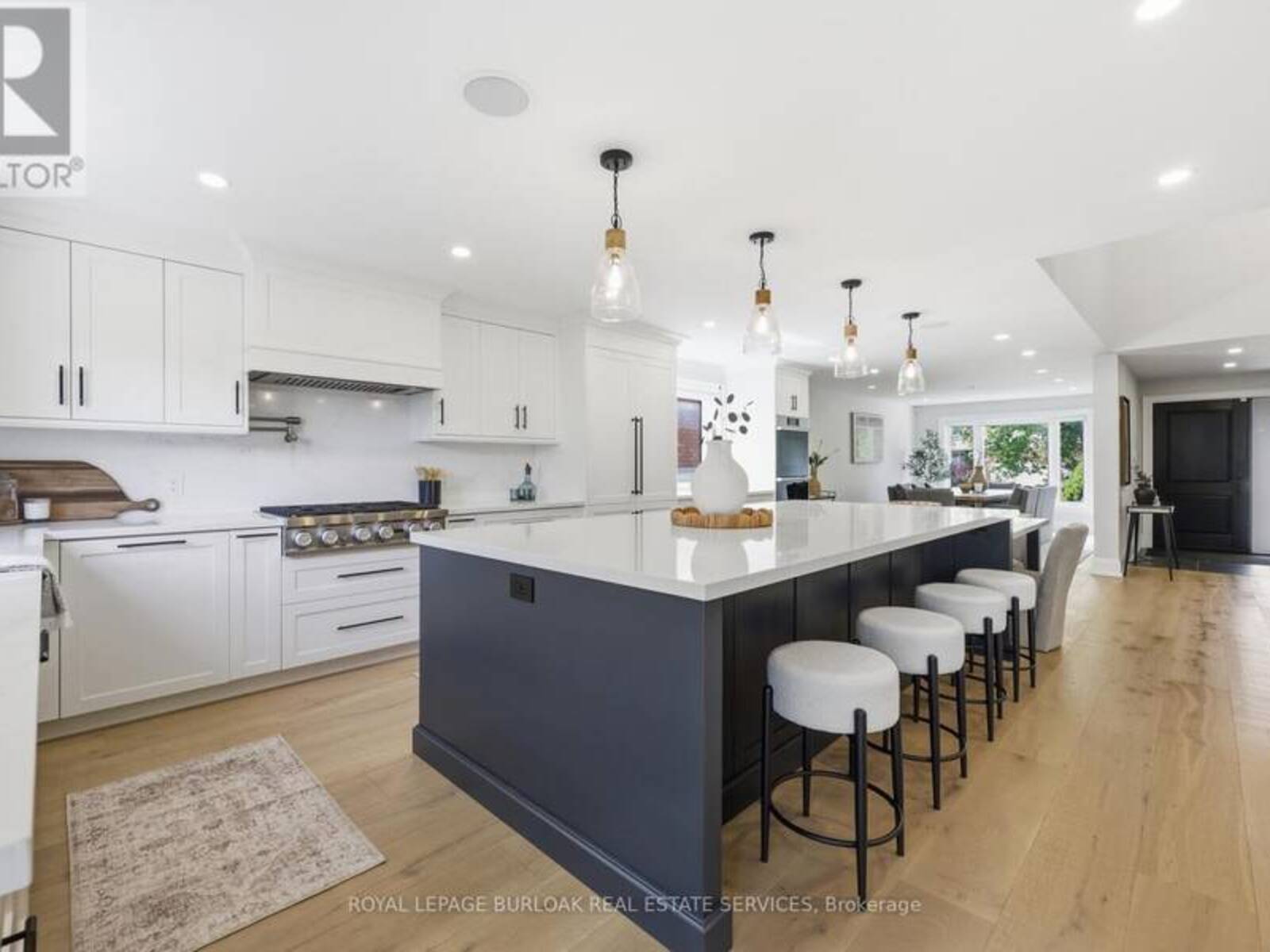 2029 KEMPTON PARK DRIVE, Mississauga, Ontario L5M 2Z4