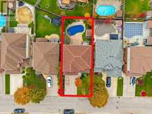 186 SOUTHBROOK DRIVE | Hamilton Ontario | Slide Image Three