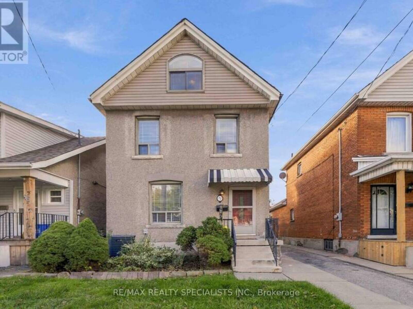 74 CAMBRIDGE AVENUE, Hamilton, Ontario L8H 1T6