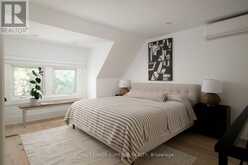 251 CRAWFORD STREET | Toronto Ontario | Slide Image Thirteen