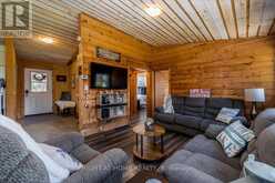 16 GRAND STREET | Seguin Ontario | Slide Image Nine