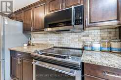 35 GREENBUSH COURT | Brampton Ontario | Slide Image Fifteen