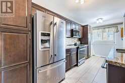35 GREENBUSH COURT | Brampton Ontario | Slide Image Seventeen