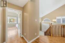 40 BROOKHURST CRESCENT | Hamilton Ontario | Slide Image Twelve
