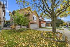 40 BROOKHURST CRESCENT | Hamilton Ontario | Slide Image Three