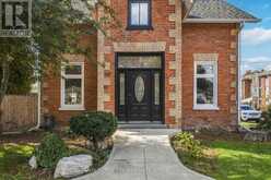 168 CENTRE STREET S | Oshawa Ontario | Slide Image Three