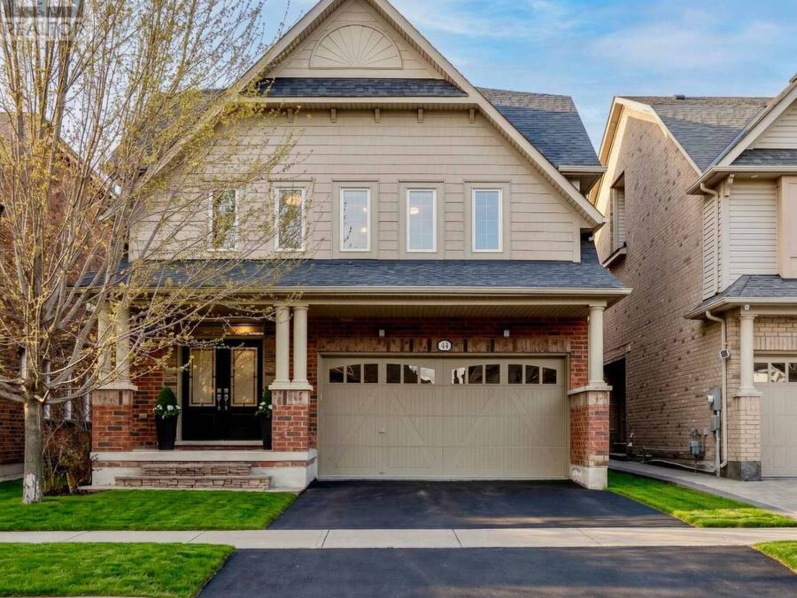 44 FAWNRIDGE ROAD, Caledon, Ontario L7C 3T9