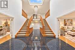 2 SHALLMAR GARDENS | Richmond Hill Ontario | Slide Image Four