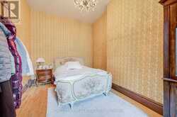 121 NIAGARA STREET | Toronto Ontario | Slide Image Eight