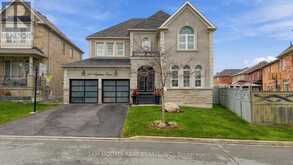 24 PERFECTION COURT | Brampton Ontario | Slide Image Two