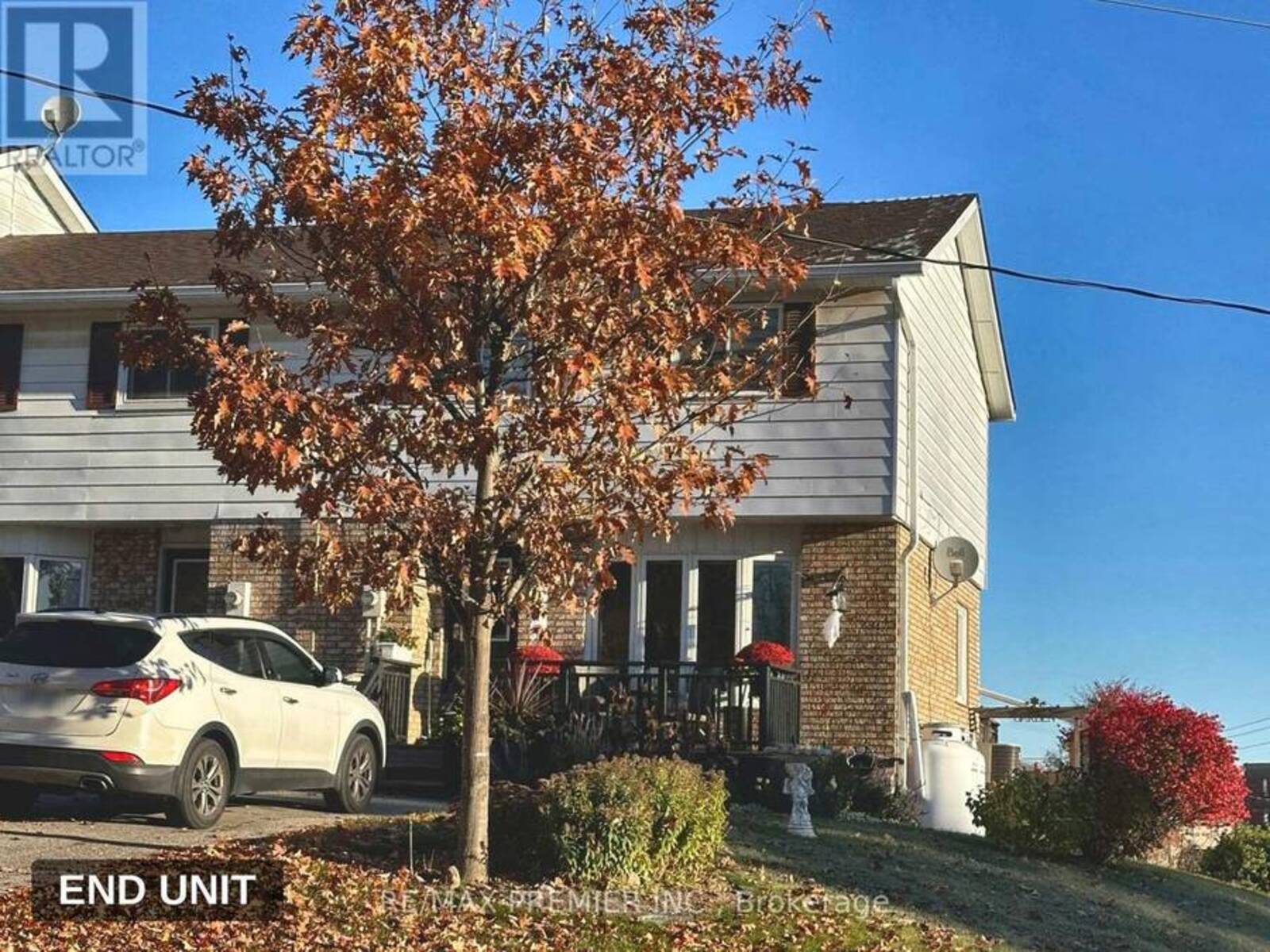 33 POPLAR STREET, Uxbridge, Ontario L9P 1H1