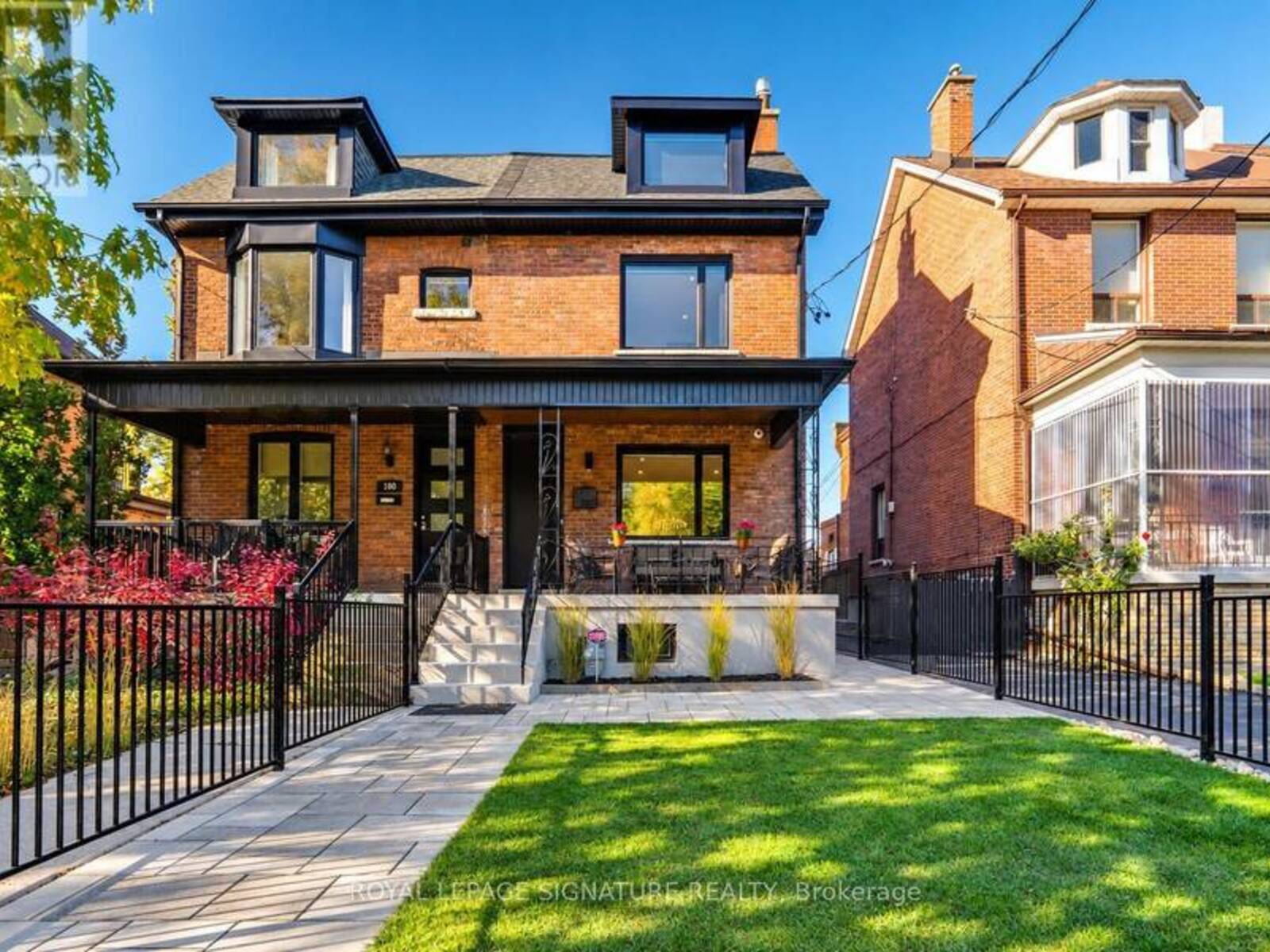 182 BEATRICE STREET, Toronto, Ontario M6G 3G1