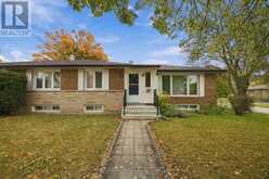 11 SUMMERGLADE DRIVE | Toronto Ontario | Slide Image Two