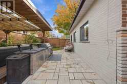 11 SUMMERGLADE DRIVE | Toronto Ontario | Slide Image Forty-three