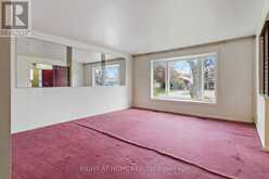 874 GRENOBLE BOULEVARD | Pickering Ontario | Slide Image Ten