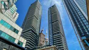 4909 - 125 BLUE JAYS WAY | Toronto Ontario | Slide Image Two