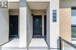 233 - 515 KINGBIRD GROVE | Toronto Ontario | Slide Image Four