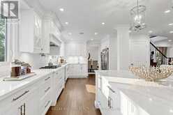 431 KERRYBROOK DRIVE | Richmond Hill Ontario | Slide Image Nineteen