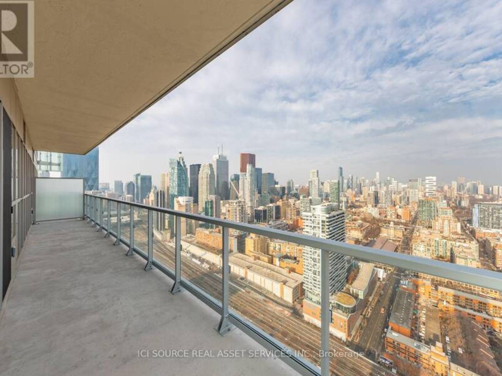 4005 - 15 LOWER JARVIS STREET, Toronto, Ontario M5E 1R7