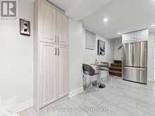 827 CRAVEN ROAD | Toronto Ontario | Slide Image Eleven