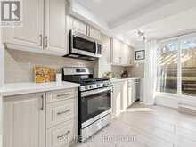 827 CRAVEN ROAD | Toronto Ontario | Slide Image Nine