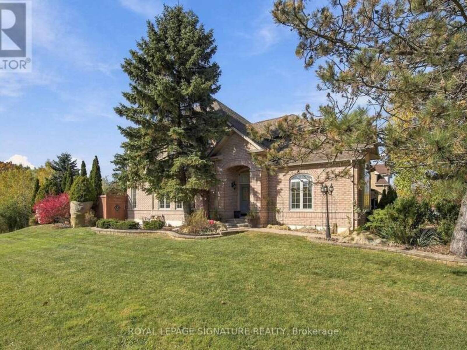 1604 VALLEY RIDGE CRESCENT, Pickering, Ontario L1V 6S2