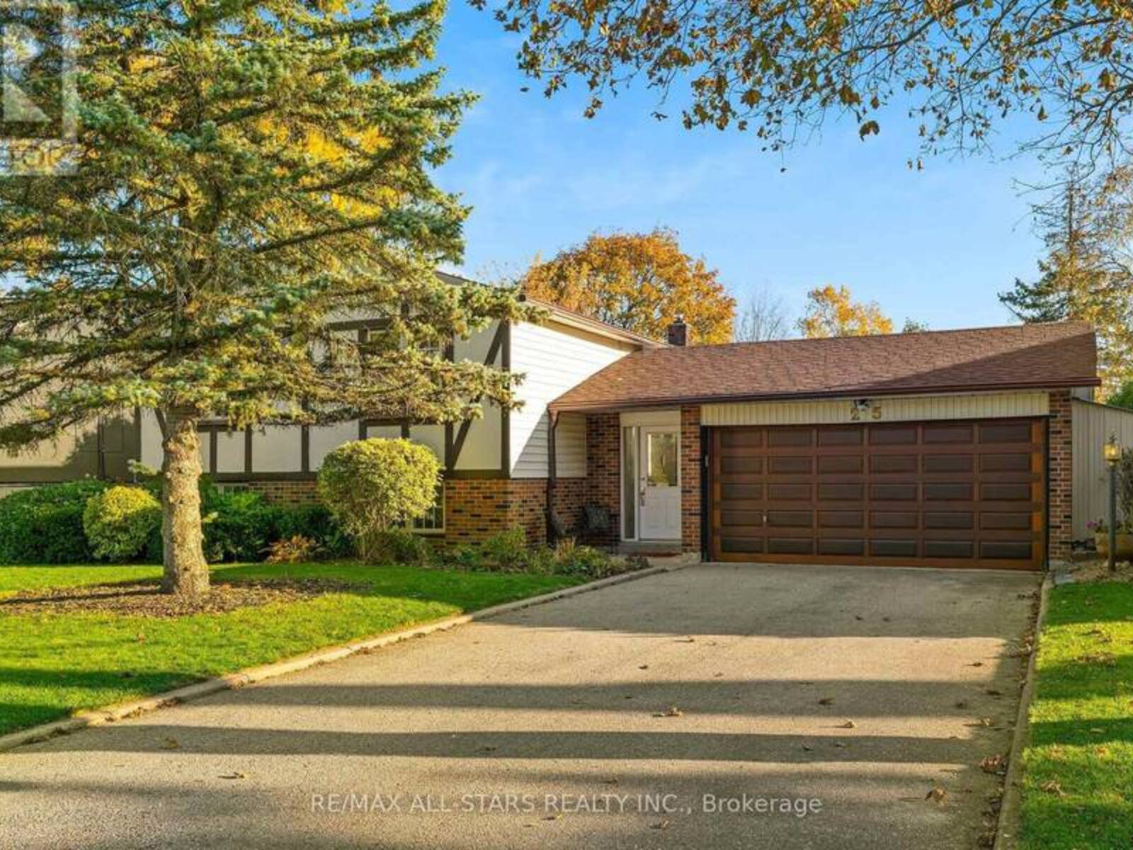 25 CAPTAIN ROLPH BOULEVARD, Markham, Ontario L3P 2P7