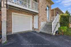 61 TURNER COURT | Bradford West Gwillimbury Ontario | Slide Image Four