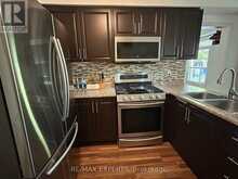 42 QUANCE STREET | Barrie Ontario | Slide Image Fourteen