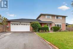 11 DOWLING CRESCENT | Brampton Ontario | Slide Image Three