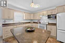 41 ROSE GLEN CRESCENT | Niagara-on-the-Lake Ontario | Slide Image Ten