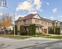 1 WILLOW HEIGHTS BOULEVARD | Markham Ontario | Slide Image Two