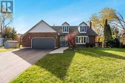 5 ELVYN CRESCENT | Oro-Medonte Ontario | Slide Image Three