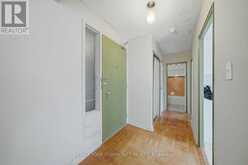 12 - 8 KINSDALE BOULEVARD | Toronto Ontario | Slide Image Four