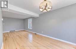 61 CHESTERTON LANE | Guelph Ontario | Slide Image Ten