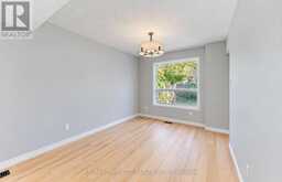 61 CHESTERTON LANE | Guelph Ontario | Slide Image Twelve