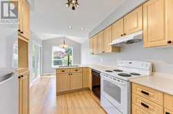 61 CHESTERTON LANE | Guelph Ontario | Slide Image Fourteen