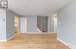 61 CHESTERTON LANE | Guelph Ontario | Slide Image Eight