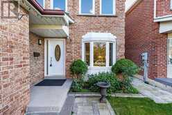 31 DURNESS AVENUE | Toronto Ontario | Slide Image Four