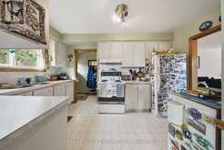 24 RAPALLO DRIVE | Hamilton Ontario | Slide Image Thirteen