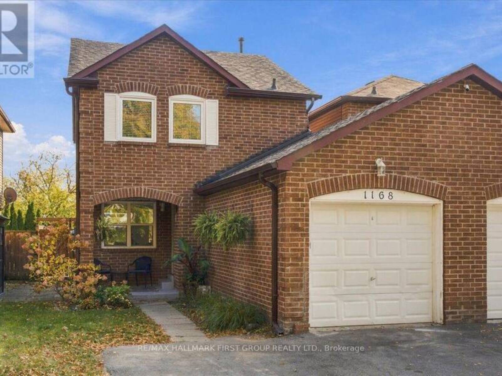 1168 CEDARCROFT CRESCENT, Pickering, Ontario L1X 1R7
