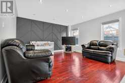 11 MIDDLECOTE DRIVE | Ajax Ontario | Slide Image Eight