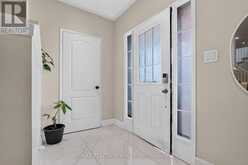 11 MIDDLECOTE DRIVE | Ajax Ontario | Slide Image Four