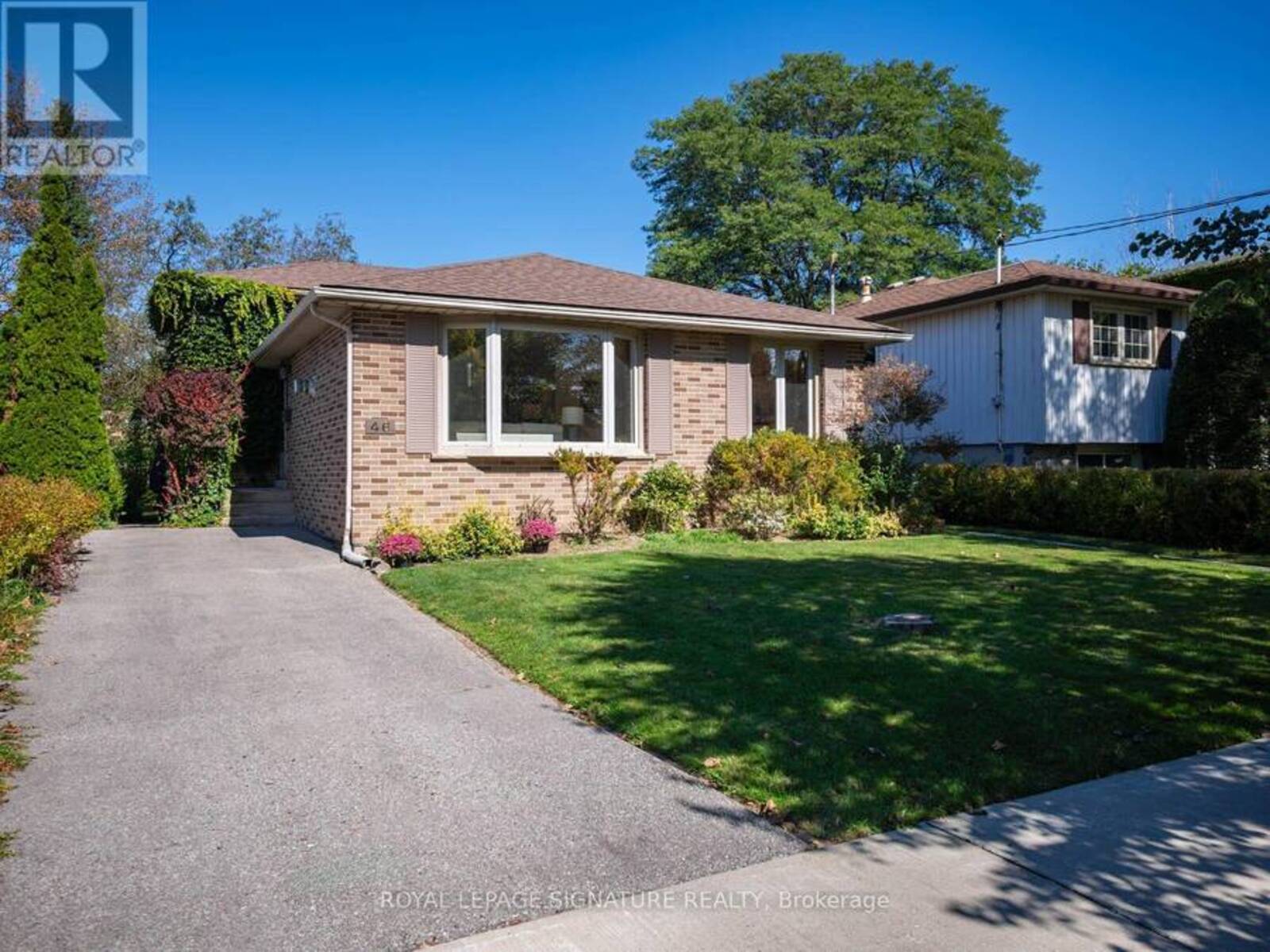 46 MANORGLEN CRESCENT, Toronto, Ontario M1S 1W4