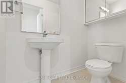 99 - 9133 BAYVIEW AVENUE | Richmond Hill Ontario | Slide Image Twenty