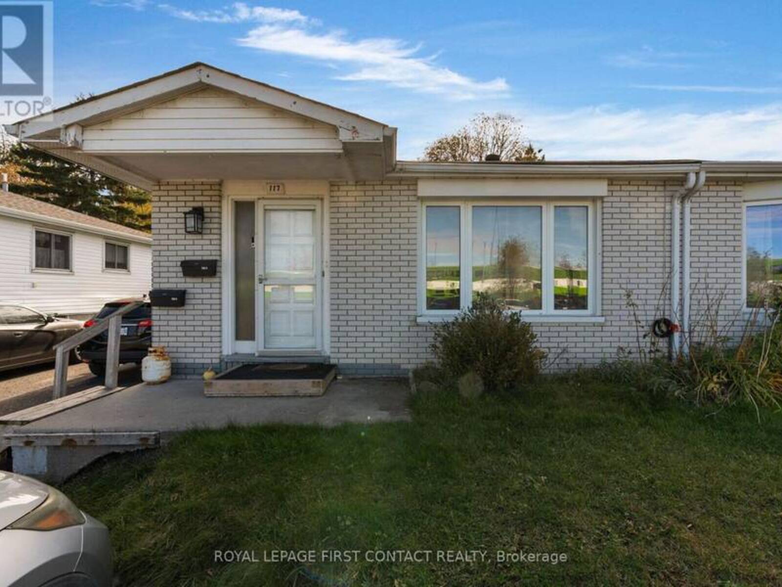 117 GOWAN STREET, Barrie, Ontario L4N 2P2