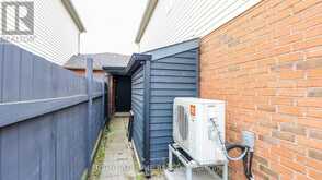 83 PRINGLE DRIVE | Barrie Ontario | Slide Image Fifteen