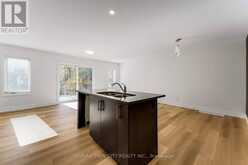 81 WOODEDGE CIRCLE | Kitchener Ontario | Slide Image Ten