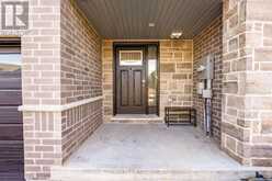 81 WOODEDGE CIRCLE | Kitchener Ontario | Slide Image Three